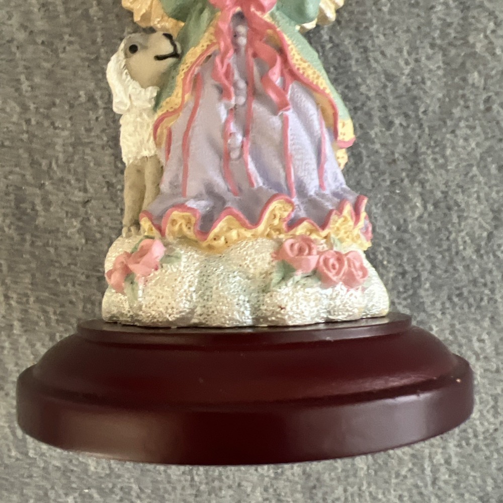 Christmas Around the World The Praying Angel w/Lamb on Wood Base New Vintage 99 - Picture 4 of 14